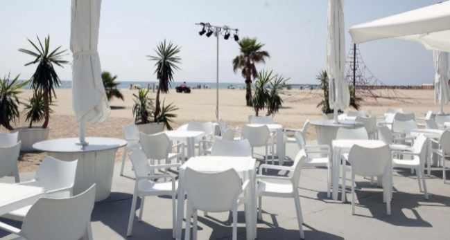 Apart Port Arenal Con Terraza Y Piscina Burriana Exterior photo